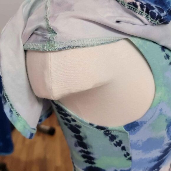 Derek Heart Dress - Picture 8 of 12